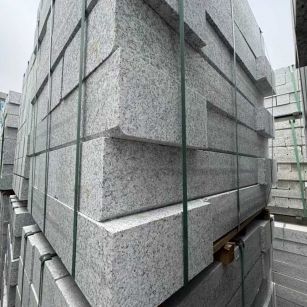 濮阳芝麻白路牙石 马路牙子