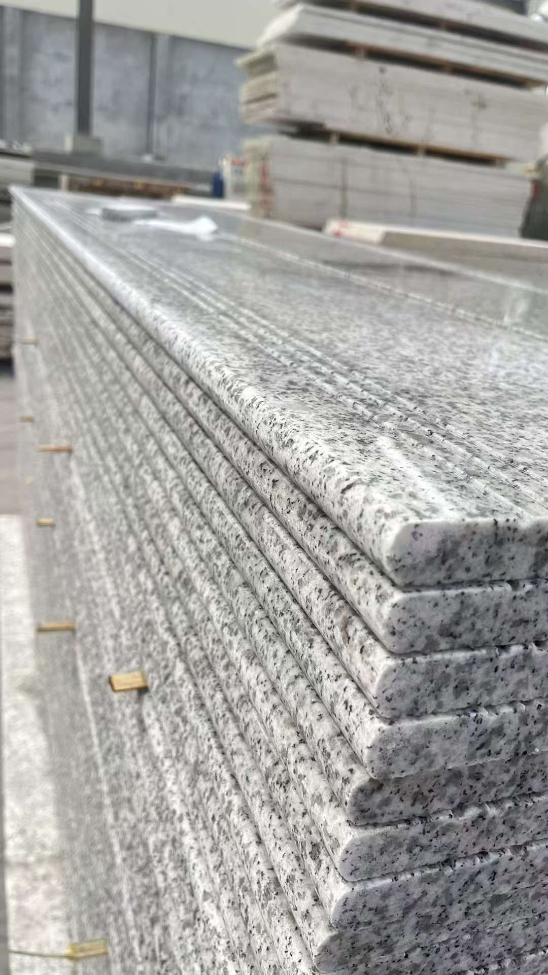 濮阳芝麻白楼梯踏步 花岗岩楼梯板材